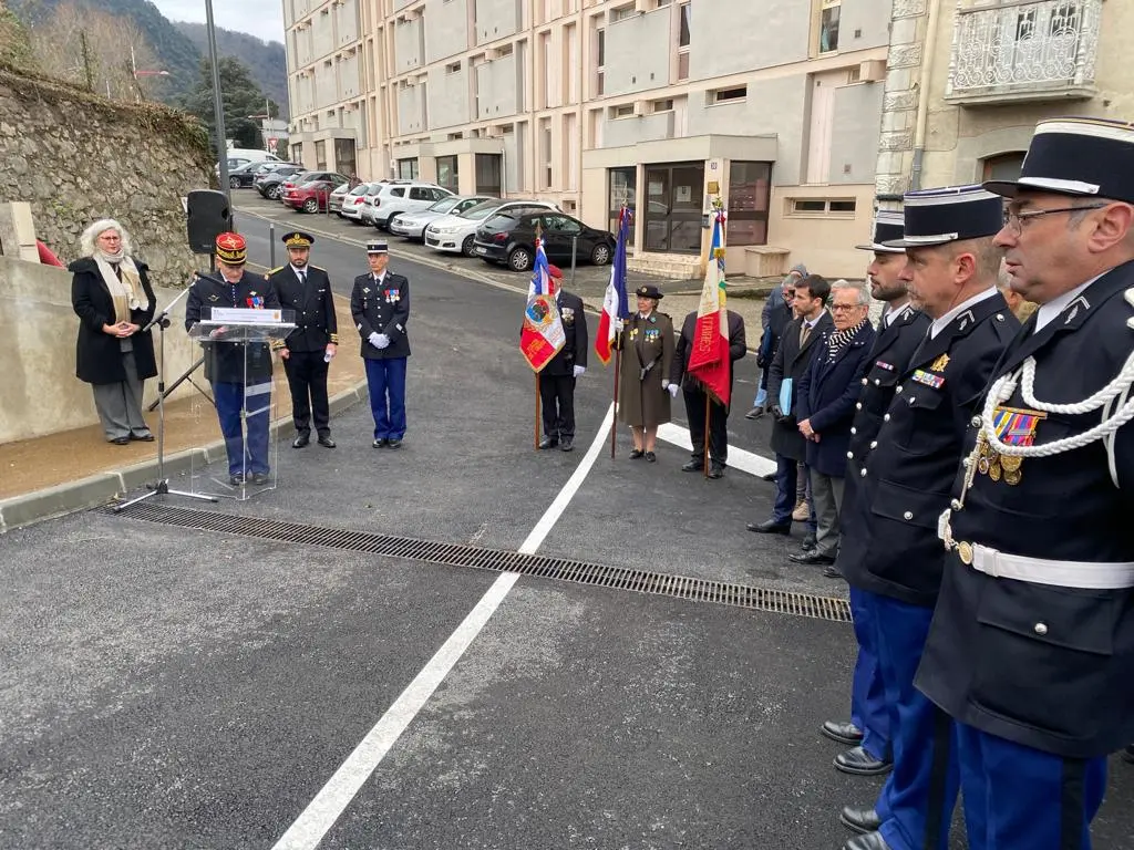 Ariège : [VIDEO] La ville de Foix honore la mémoire du Major Christian Rusig