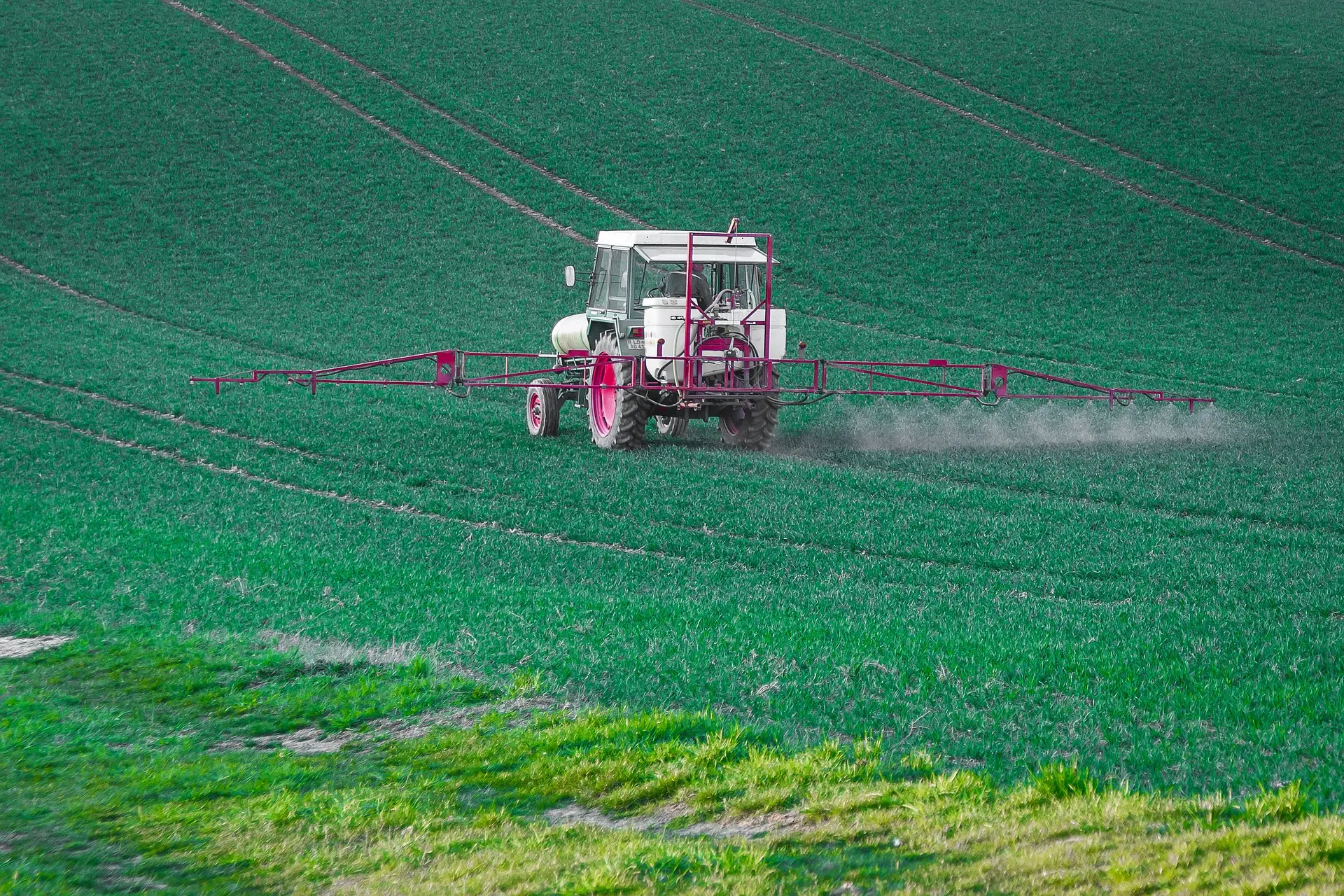 Événement. « Les agriculteurs croulent sous les contraintes ! » défend un scientifique anti-pesticides