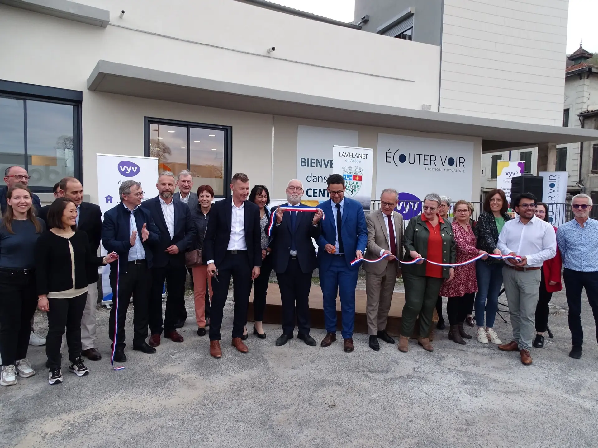Ariège. Lavelanet inaugure son pôle mutualiste de santé visuelle auditive et dentaire