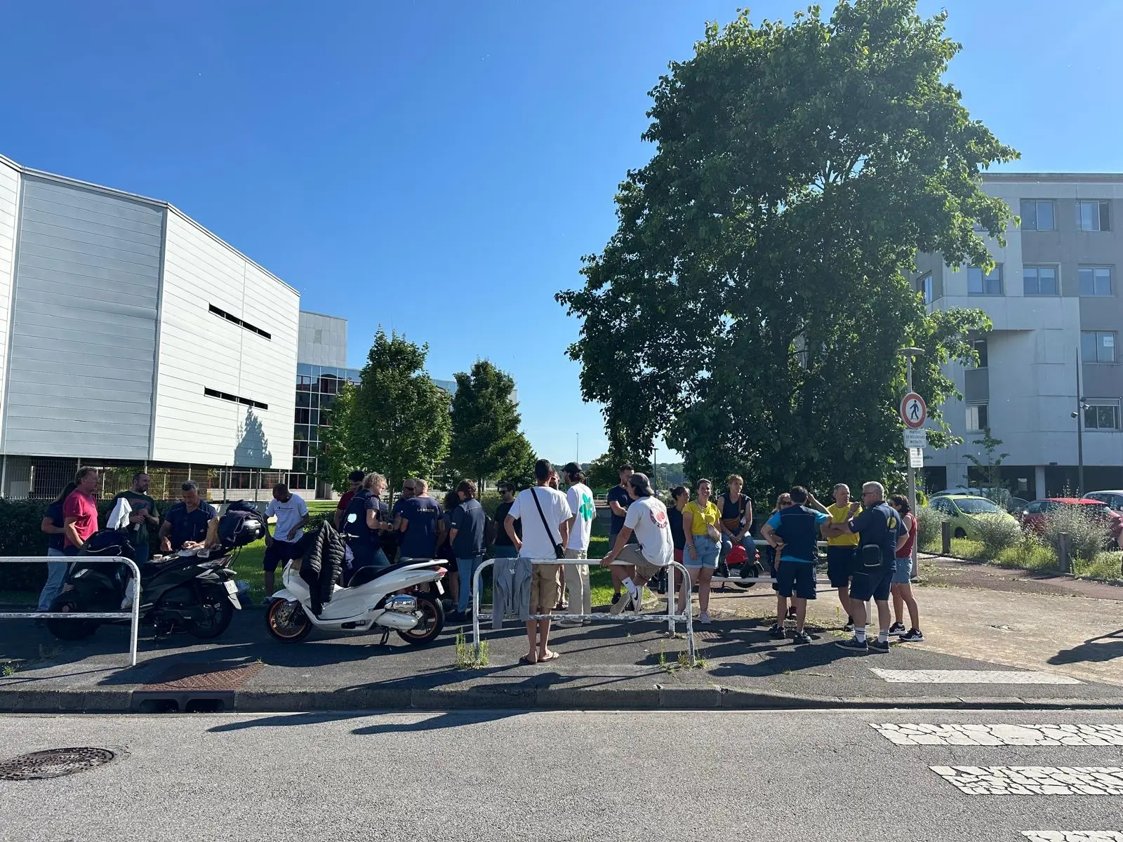 Grève. Les élections législatives perturbent aussi la distribution du courrier dans les Pyrénées Atlantiques