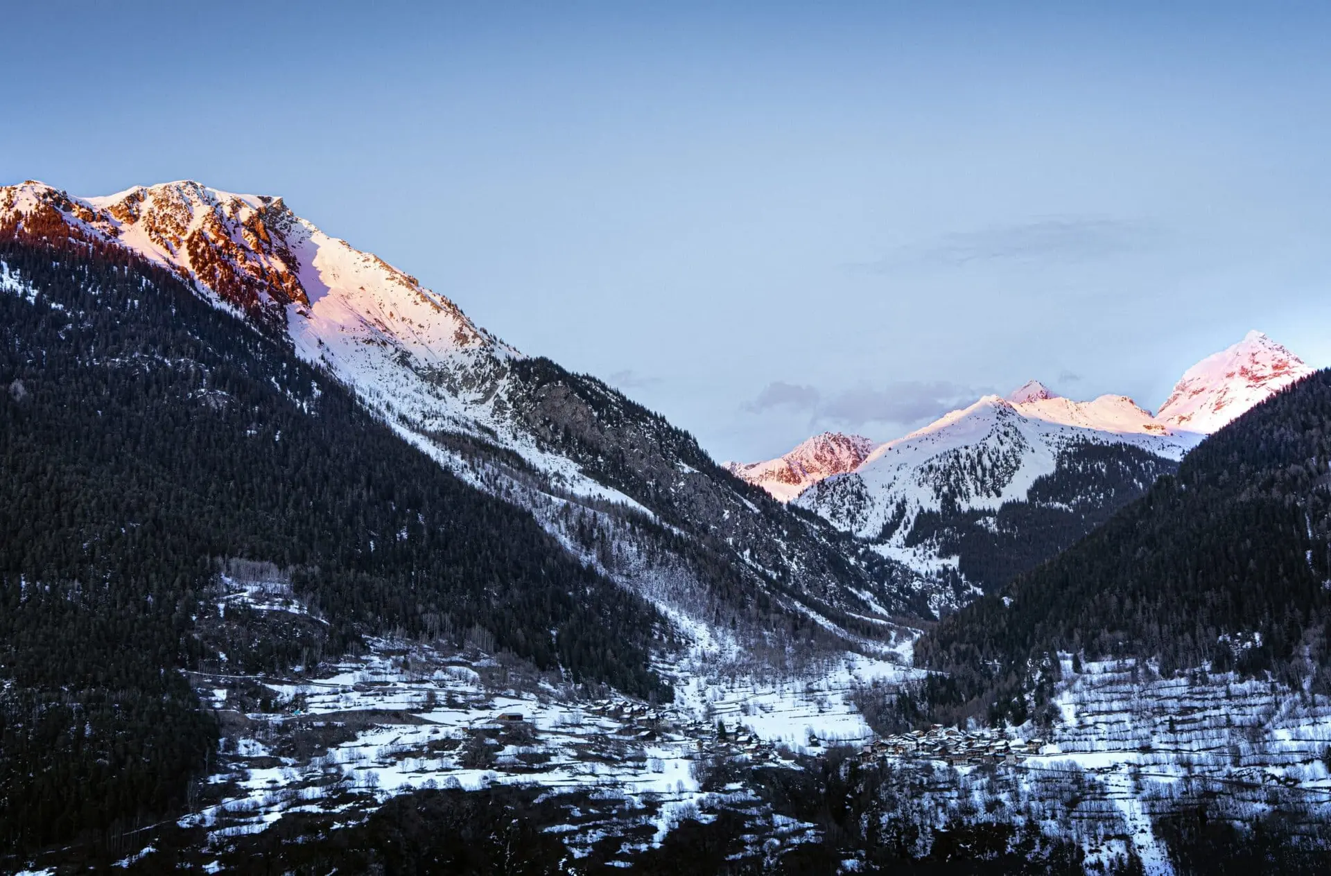L’alpiniste mort après une avalanche dans les Alpes est de Perpignan, Léon Marchand bientôt à Toulouse… L’actu à 18h