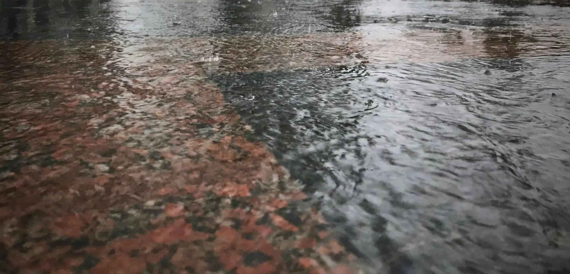 Orages : 29mm de pluie enregistrés en une heure à Oloron-Sainte-Marie · Carole Delga « n’a pas peur du travail » mais « n’est candidate à rien »