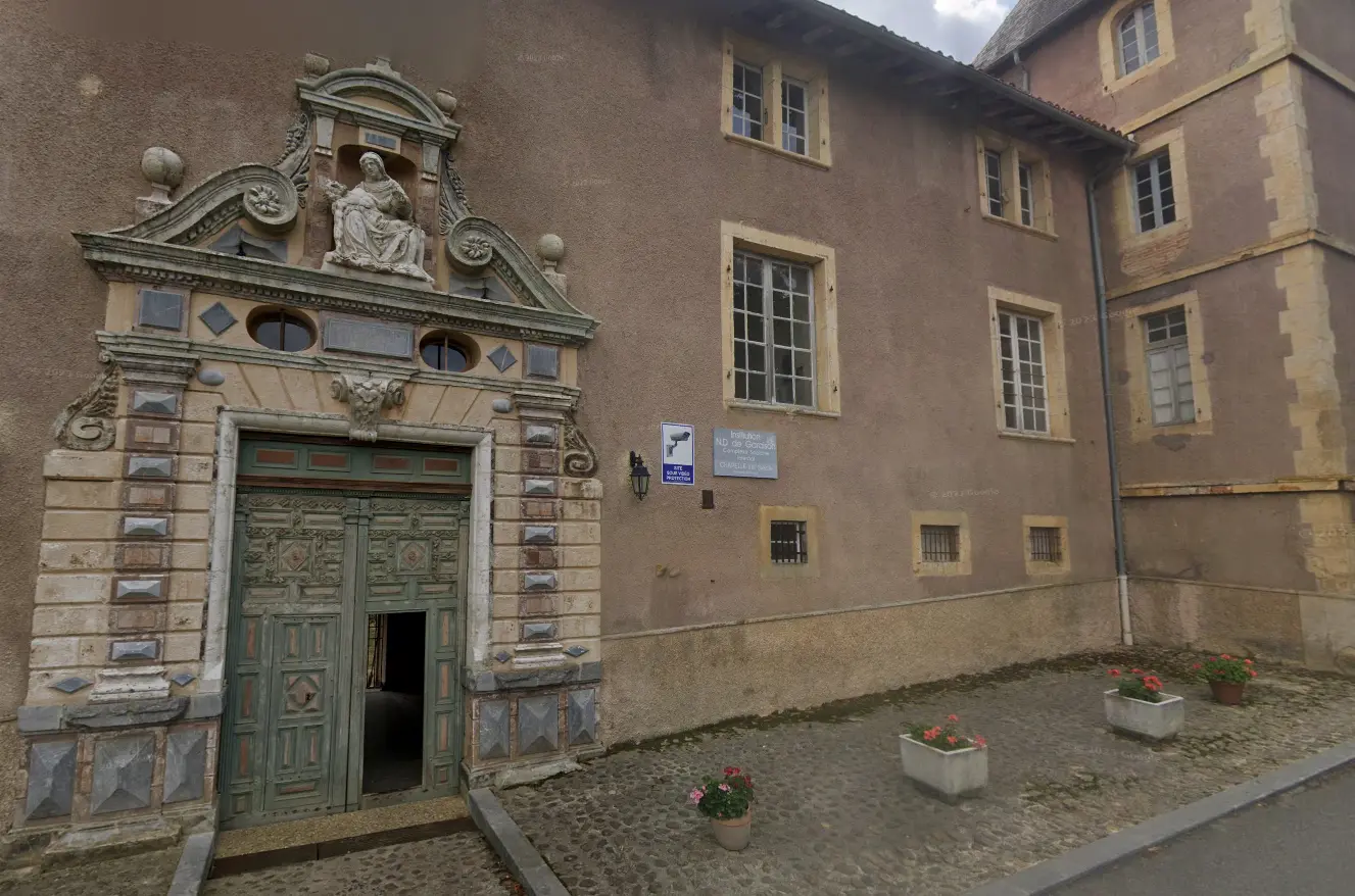 36 signalements d’agressions sexuelles à Notre-Dame de Garaison · L’huissier de justice découvre un cadavre à Carcassonne