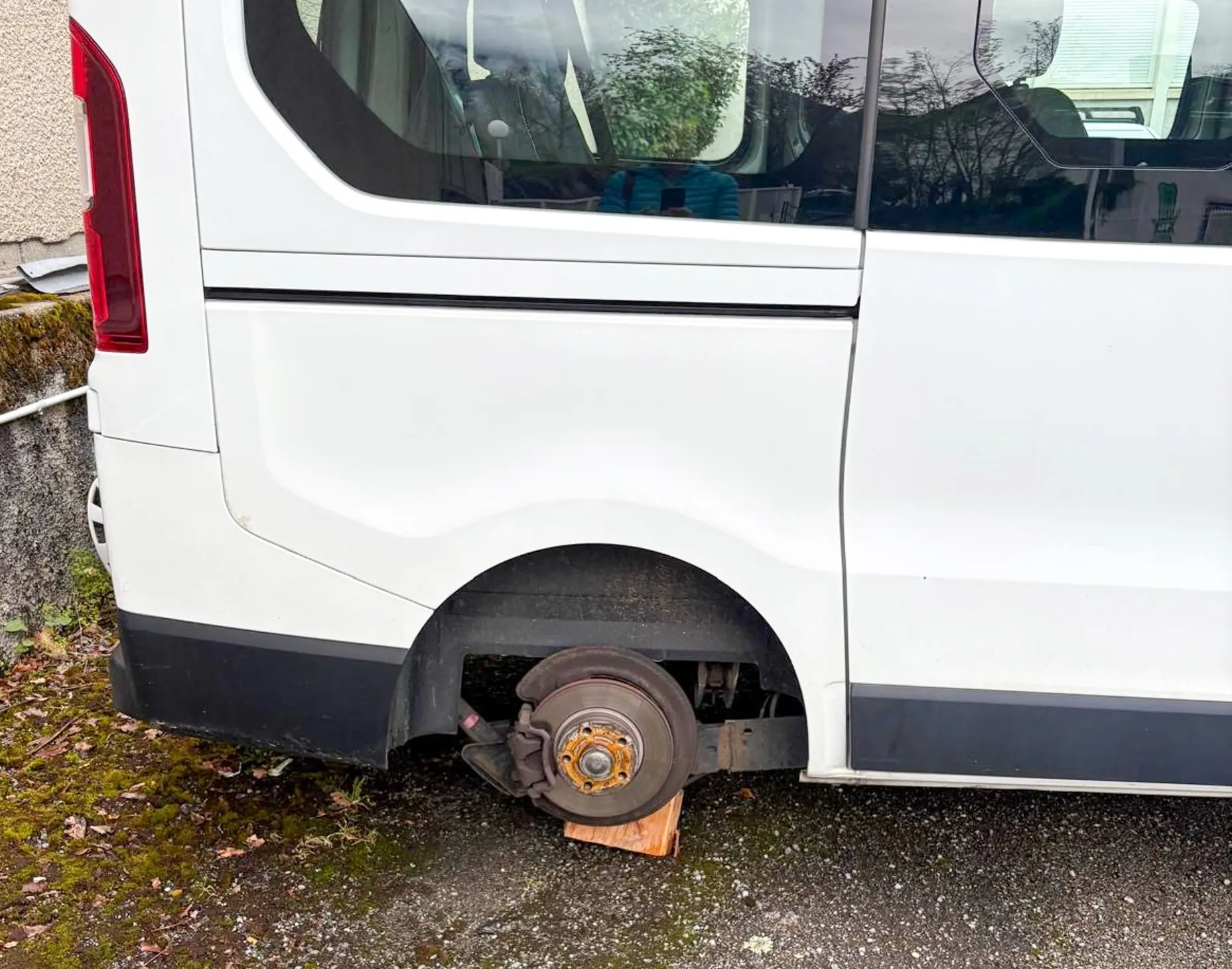 Haute-Ariège : un minibus destiné aux enfants vandalisé pour la seconde fois à Ax-les-Thermes