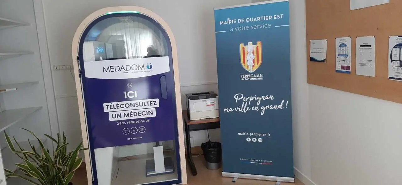 Perpignan. Une télécabine arrive à la mairie pour consulter son médecin gratuitement