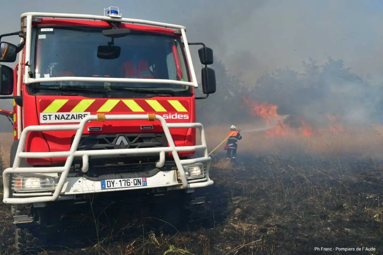 Feux de végétation dans l’Aude : 125 pompiers mobilisés, un domaine sauvé de justesse
