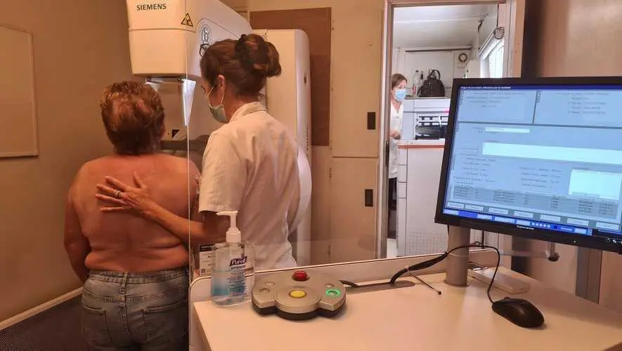 Cancer du sein : le Mammobile est de retour en Ariège, tout le mois de juillet dans 15 communes