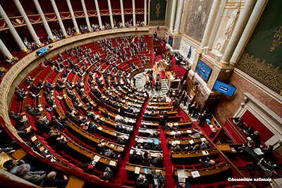 Clap de fin pour François Bayrou à Matignon, les députés lui refusent la confiance