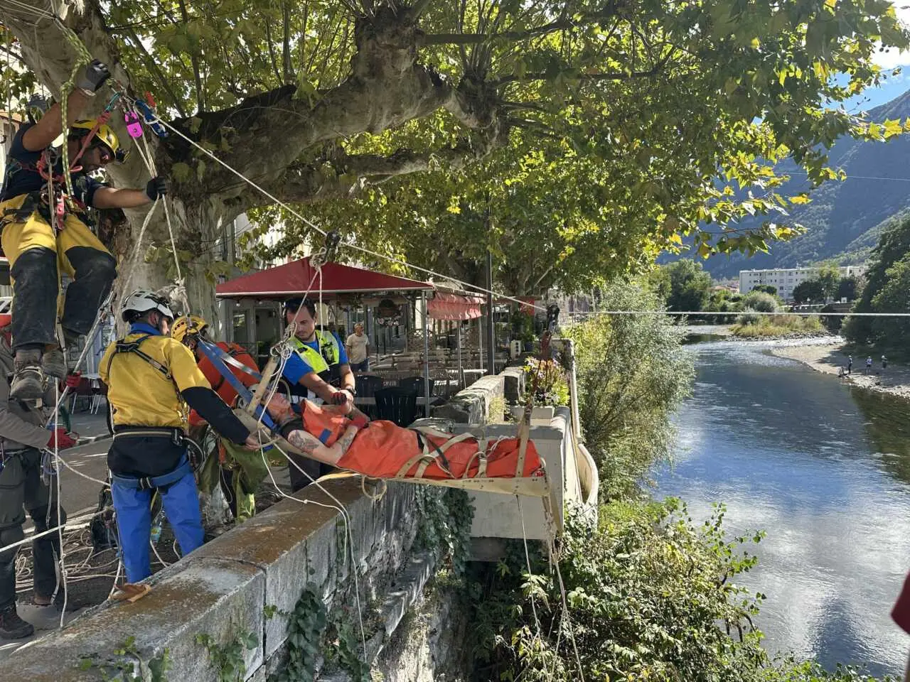 Journée de la résilience à Tarascon-sur-Ariège : des animations spectaculaire, un sauvetage suspendu entre ciel et falaise