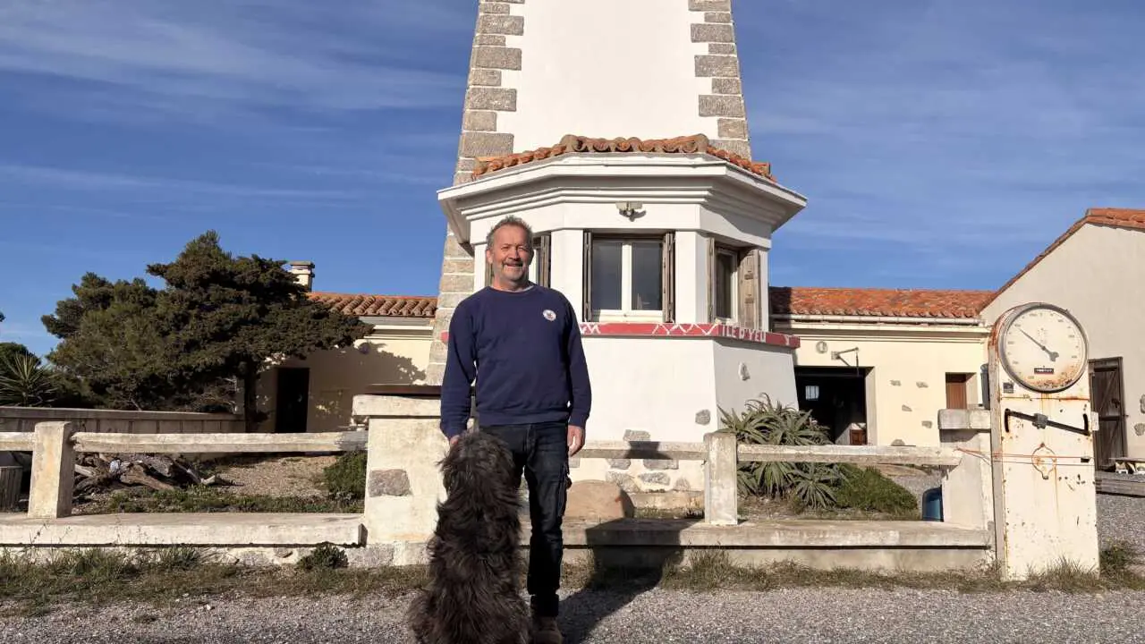 Le phare qui chante : l’histoire de Laurent