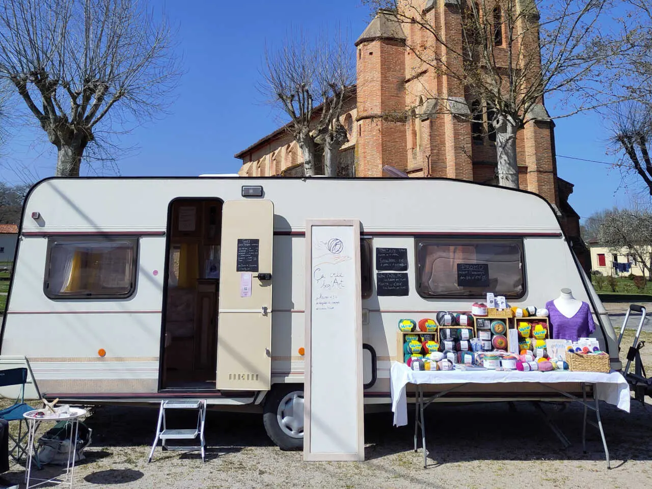 “Ça crée baz’art”, une caravane pour recréer du lien