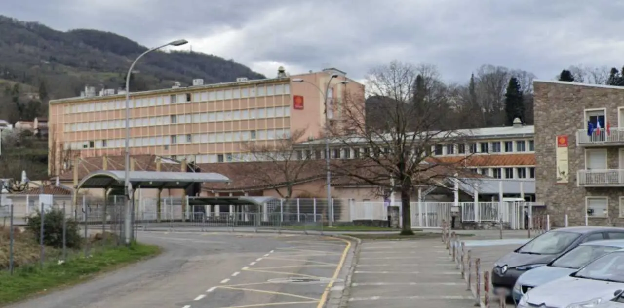 Une enseignante agressée aux couteaux et volée en pleine cité scolaire du Couserans : trois jeunes interpellés