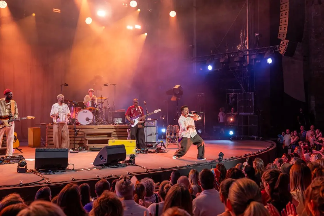 Festival IN de Carcassonne : " Bienvenue dans ma Fête foraine" : Christophe Maé séduit 3 000 spectateurs
