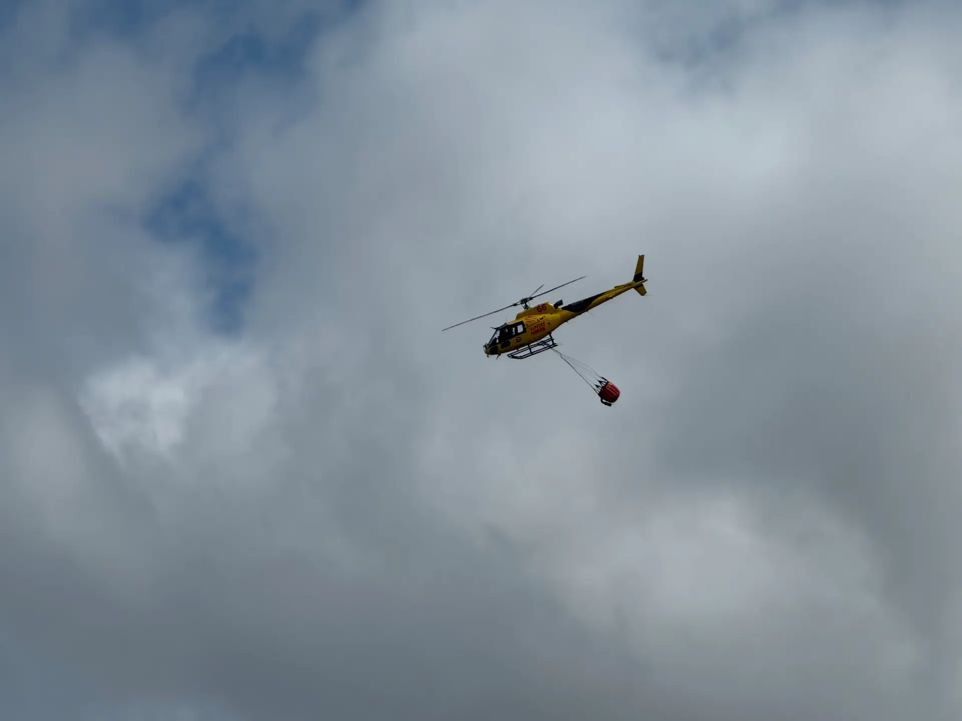 Aude : un incendie touche deux hectares de garrigue et 5 000 m² de cultures à Montolieu