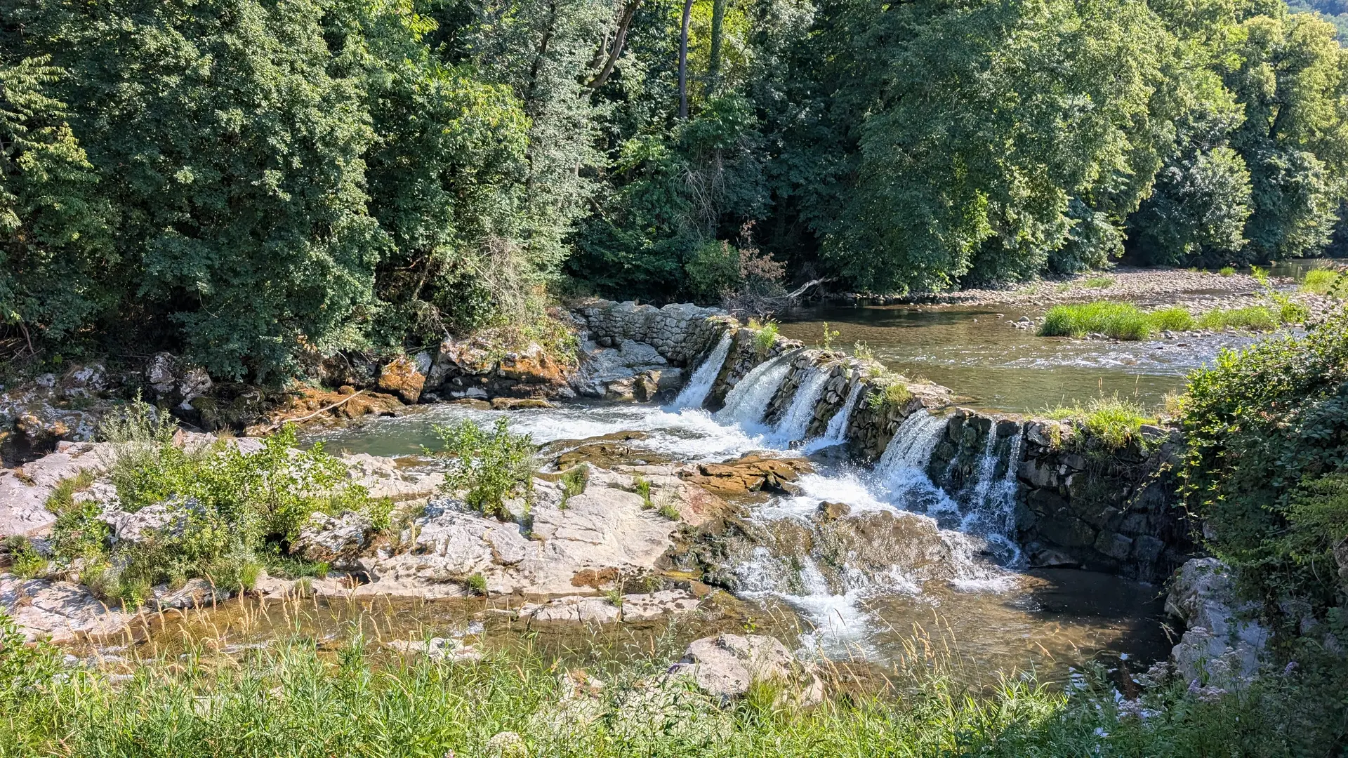 Un jour chez vous à Moulis : patrimoine, marbre et science au cœur du Couserans